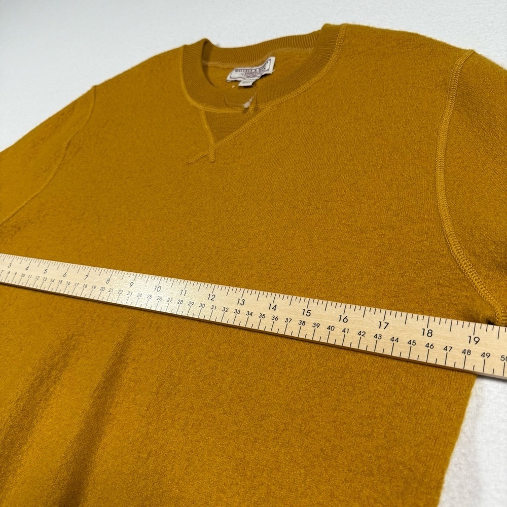 Wallace & Barnes mustard 100% Merino Wool crewneck Sweatshirt small J. Crew NWOT - Picture 4 of 6